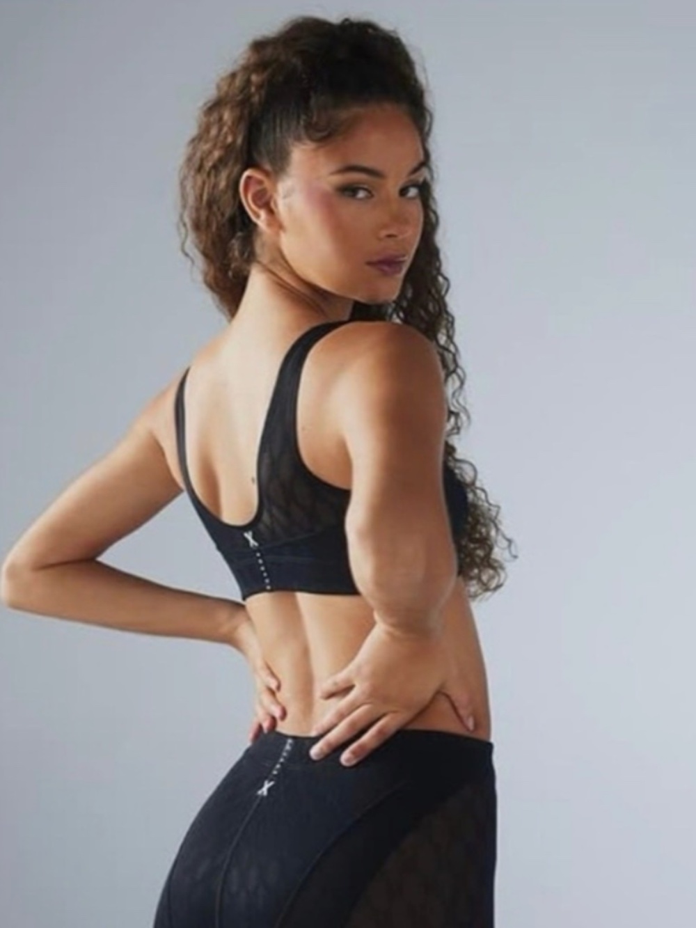 Savage X Fenty Peak Performance Mesh Sports‎ Bra | M 🔥